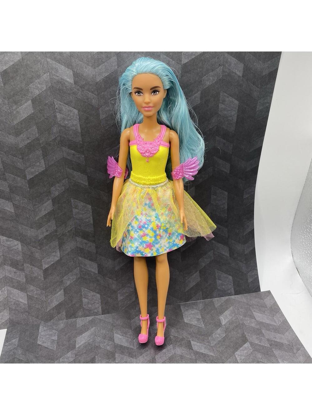 Barbie A Touch of Magic Teresa Doll Fairytale Outfit by Mattel B18
